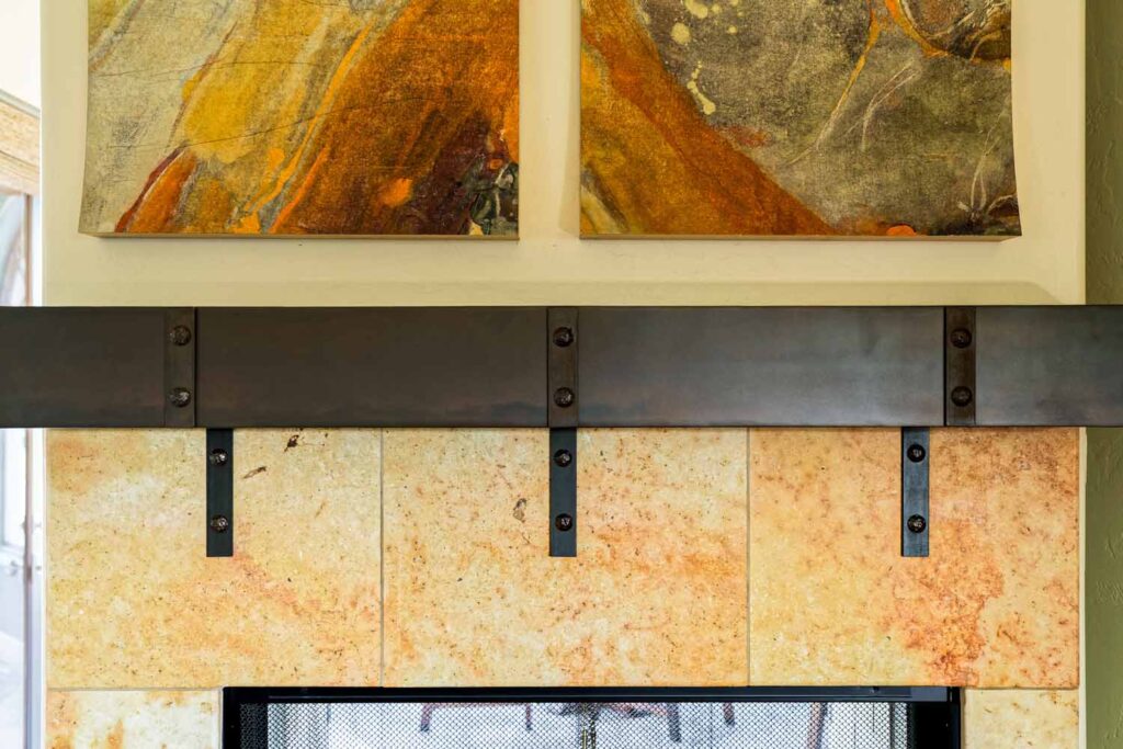 Custom Mantle with Clavos